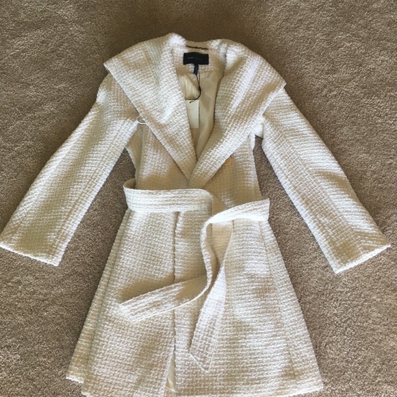 SOLd!!!!New Bcbg white textured wrap coat - Picture 2 of 6